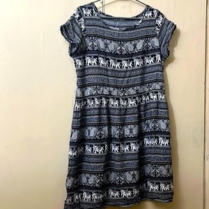 *blue white dress*
